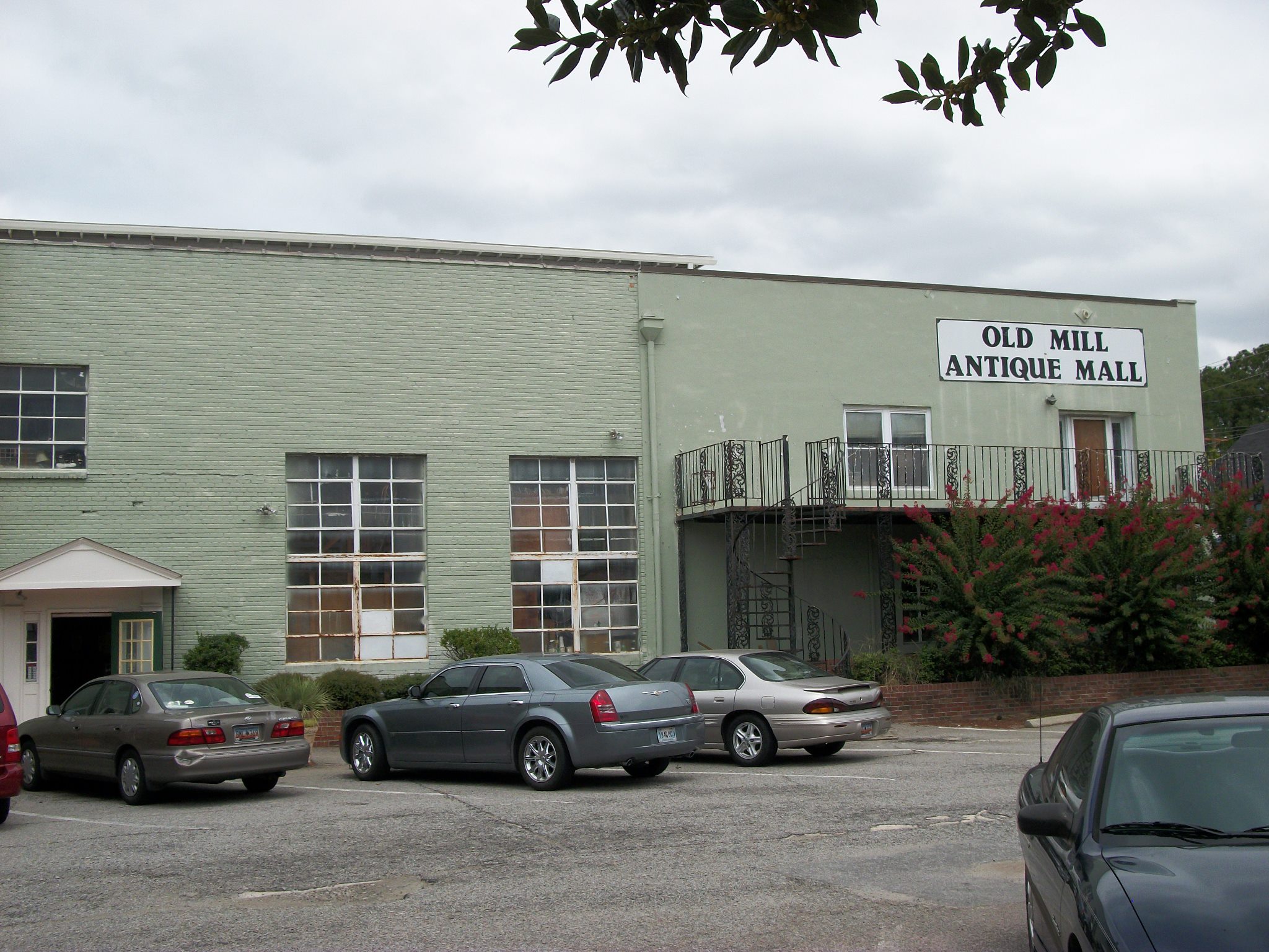 Old-Mill-Antique-Mall-1