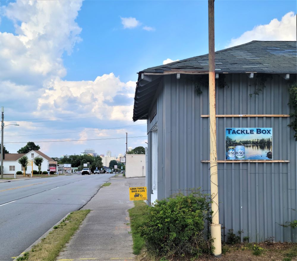 Tackle Box, with cold beer, now open at 743 Meeting St., West Columbia -  WestMetroNews