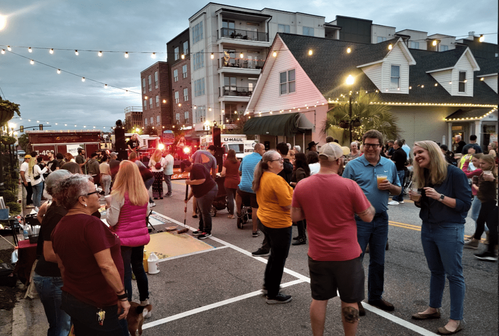 Fall Back Fest draws large crowd to State Street, West Columbia