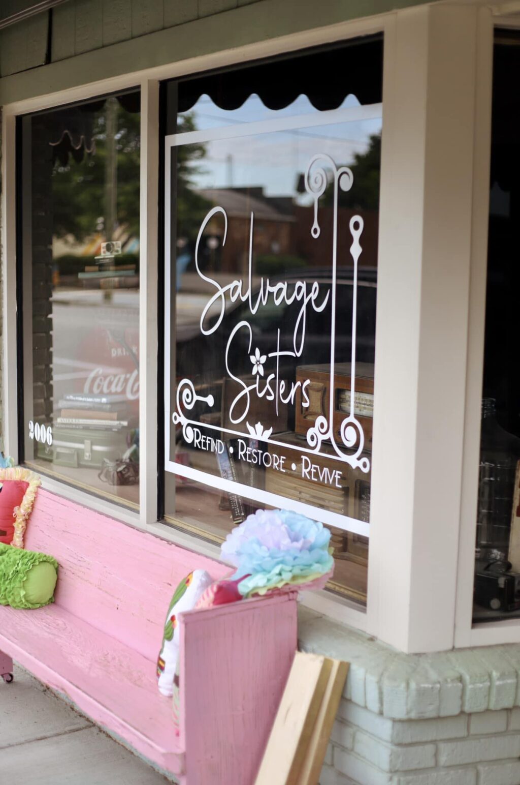 Salvage Sisters SC carpentry shop opens on State Street in Cayce WestMetroNews