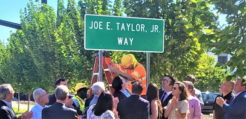 West Columbia, Columbia officials unveil Joe E. Taylor, Jr. Way