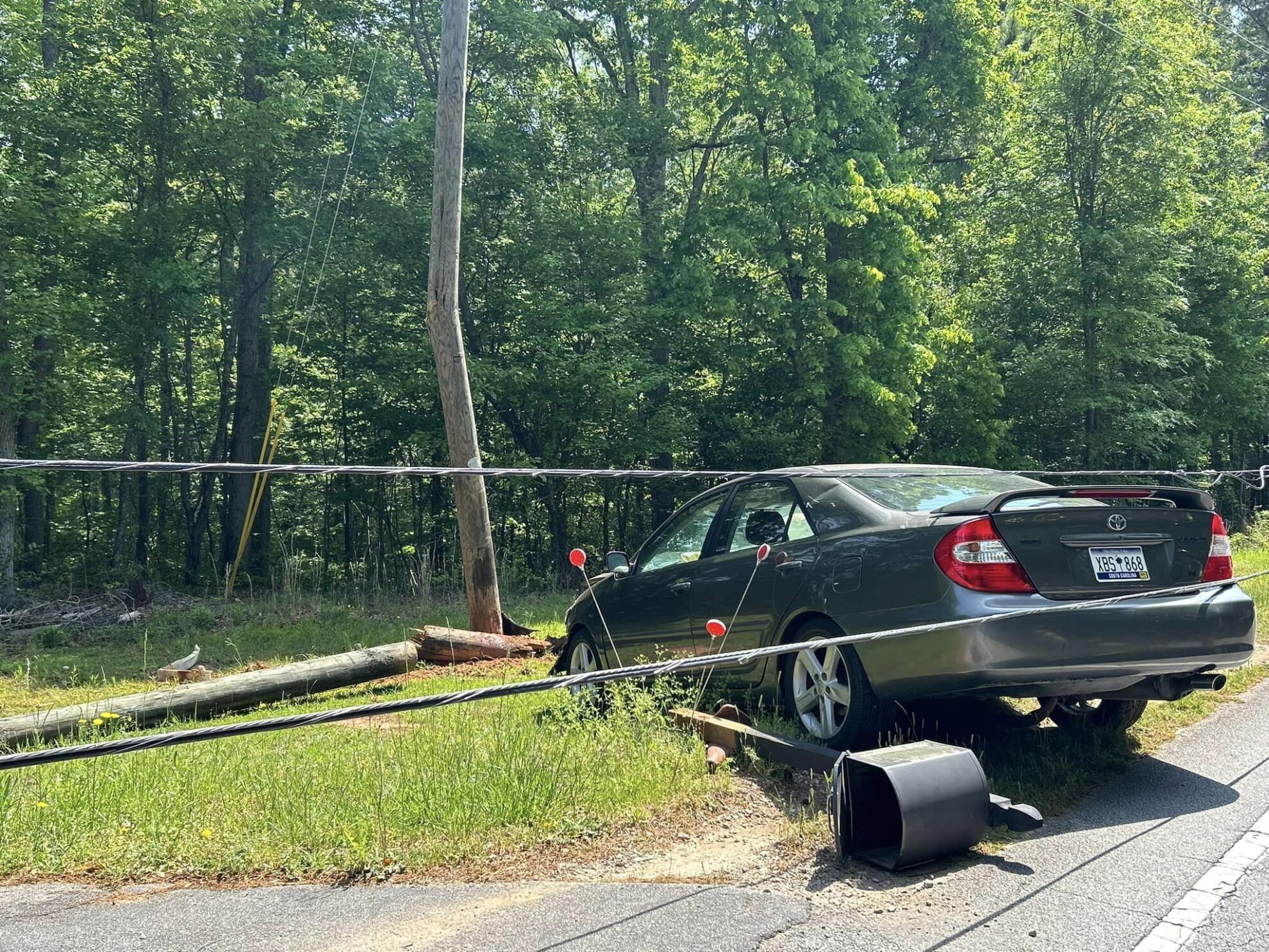 Crash on Mineral Spring Road in Lexington results in downed power lines