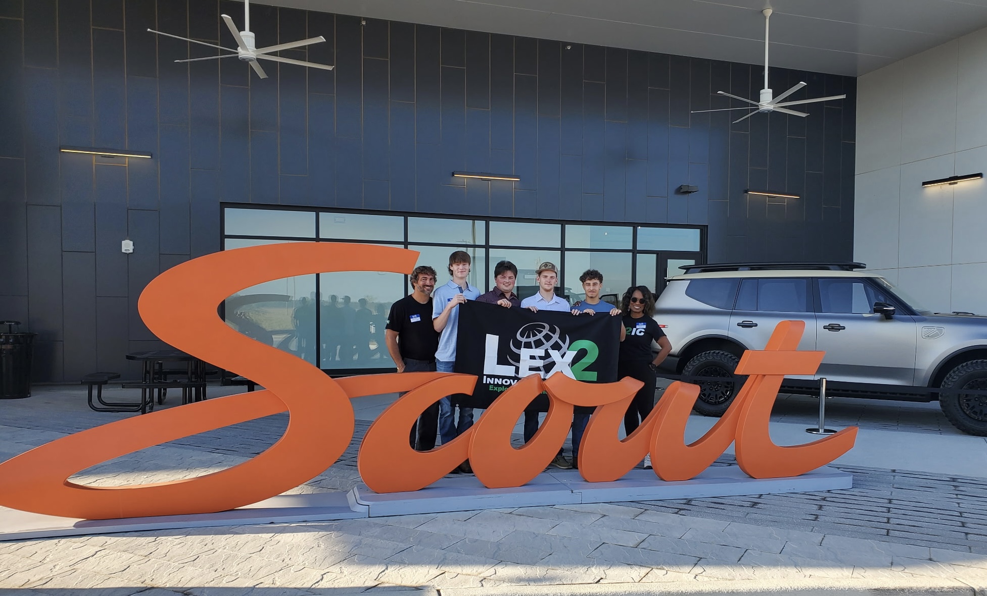Scout--Group poses